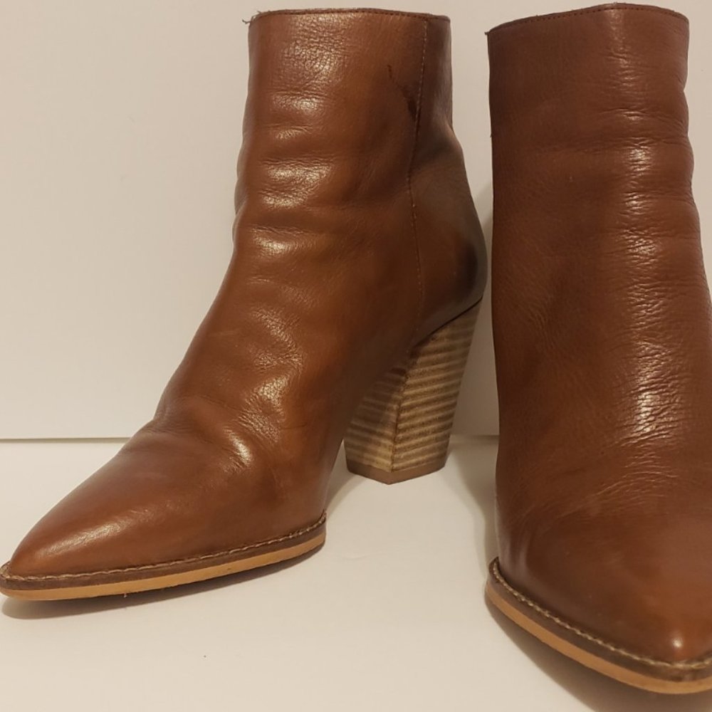 Lucky Brand, Size 8, Tan Leather, short boots, 2 inch heel, zippers